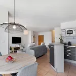 Seeside Apartamento *